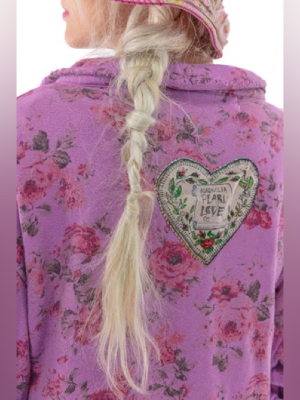 MAGNOLIA PEARL FLORAL ASHER PULLOVER 1397 in Iris Rose One Size Purple GUC - Picture 5 of 10